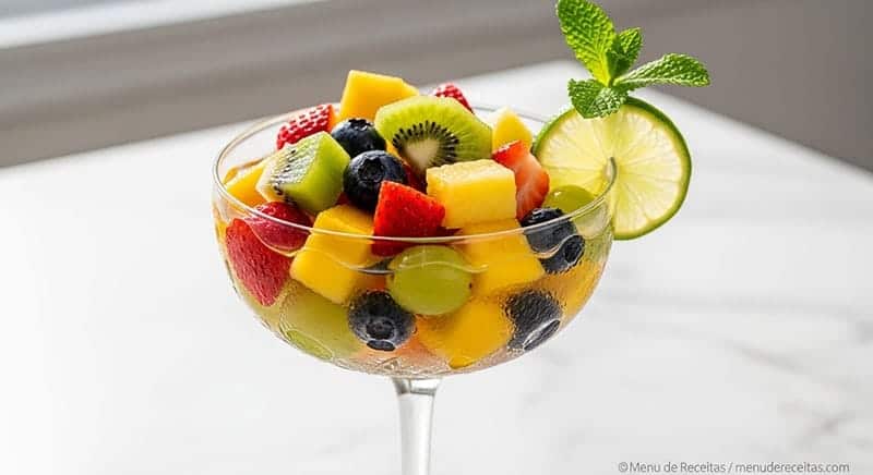 Receita de Coquetel de Frutas: Sabor e Frescor em Cada Gole
