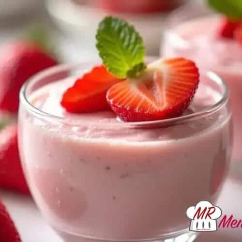 Mousse de morango gelado