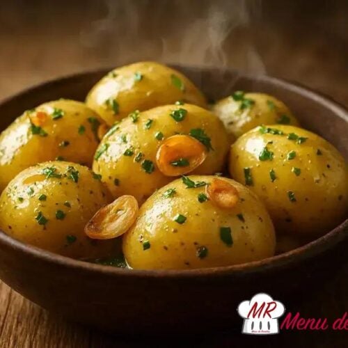 Batata cozido com alho