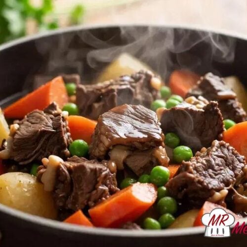 Carne cozida com legumes