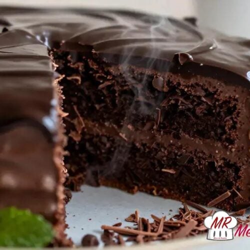 Bolo de chocolate com ganache