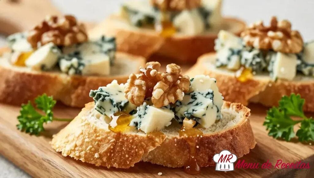 Canapé de queijo azul com nozes