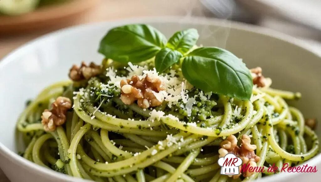 Espaguete ao pesto