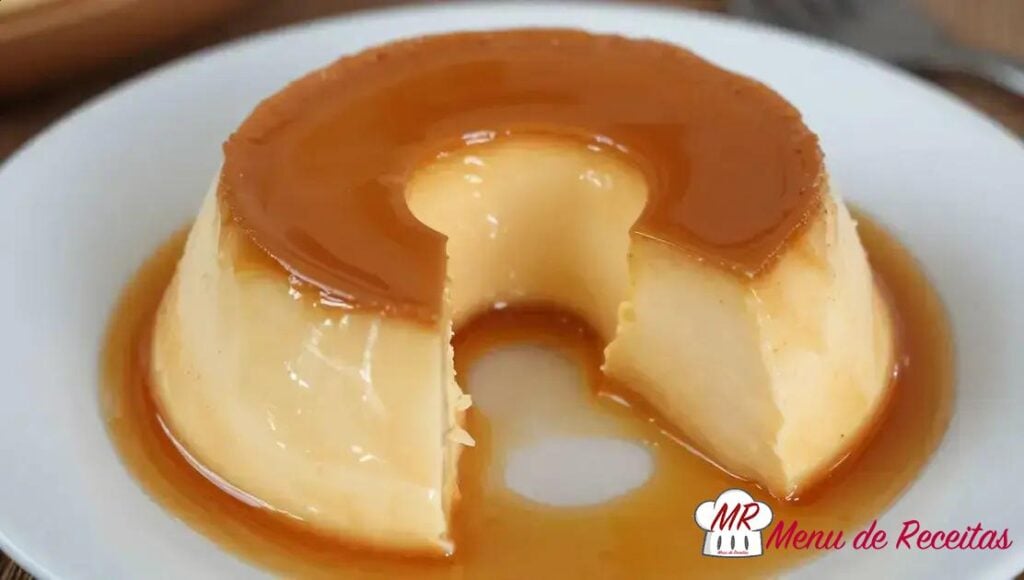 Pudim de leite cremoso