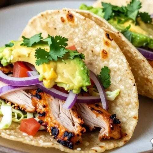 Tacos de frango grelhado